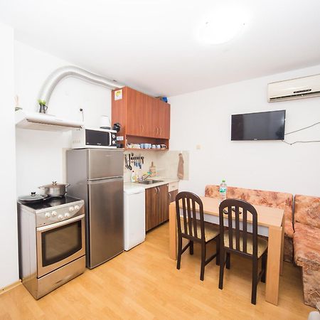 Super Center - Apartment On "Kiril & Metodi" Square Бургас Екстериор снимка