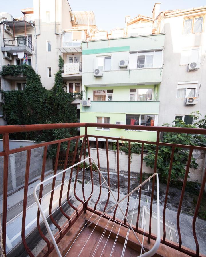 Super Center - Apartment On "Kiril & Metodi" Square Бургас Екстериор снимка