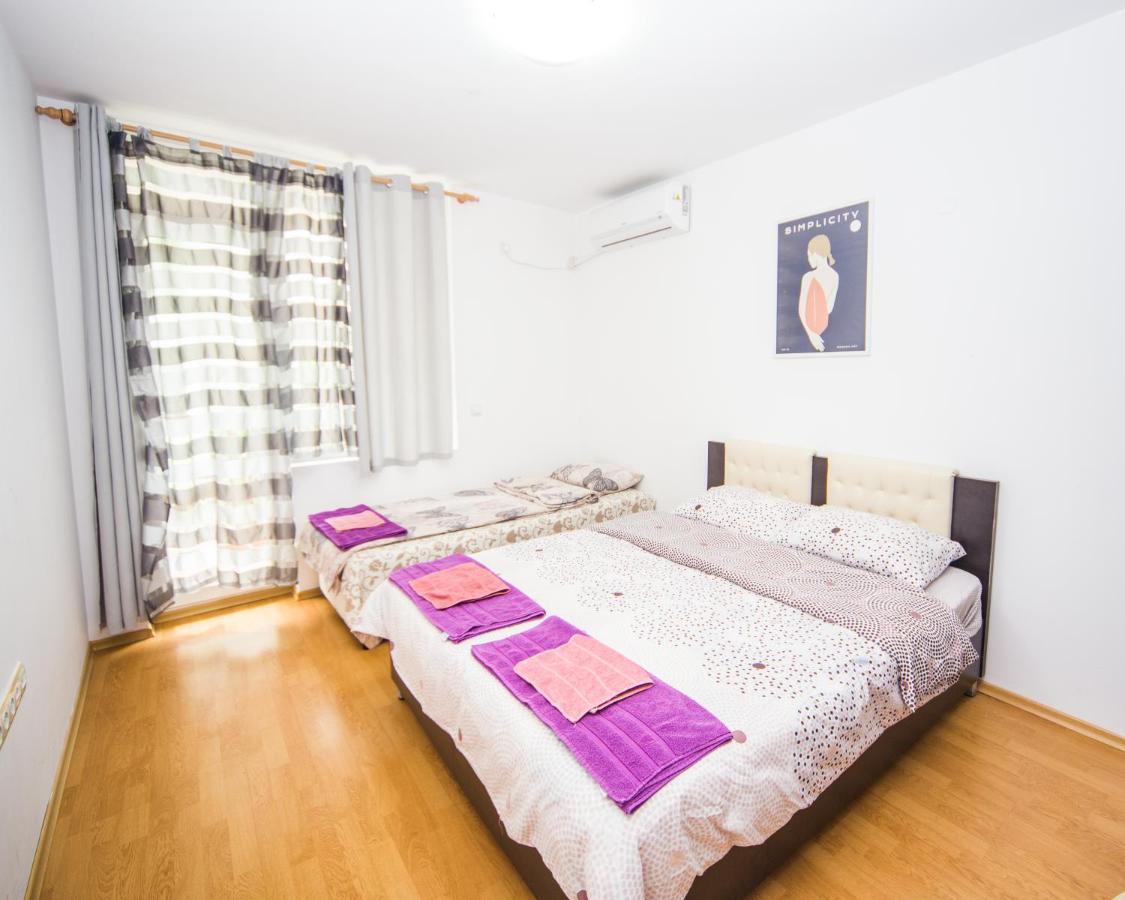 Super Center - Apartment On "Kiril & Metodi" Square Бургас Екстериор снимка